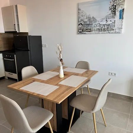 Sun Coast By The Sea * スヴェティ・ヴラス