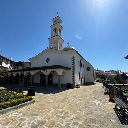 Sun Coast By The Sea * スヴェティ・ヴラス