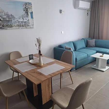Sun Coast By The Sea Apartment Sveti Vlas