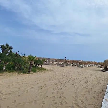 Sun Coast By The Sea Apartment Sveti Vlas