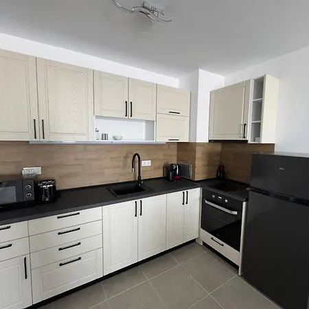 Sun Coast By The Sea Διαμέρισμα Sveti Vlas